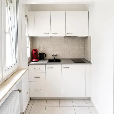 Private Urban 17 -